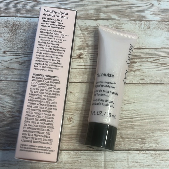 NEW MK Ivory 5 Timewise LUMINOUS-WEAR Liquid Foundation Ivory 5 New in box - Picture 5 of 8